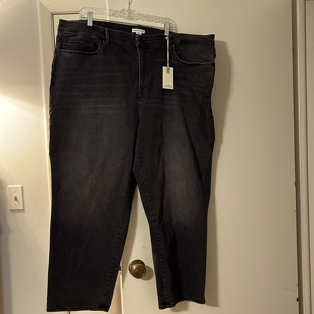 Good American straight leg jeans 28-32 plus size jeans